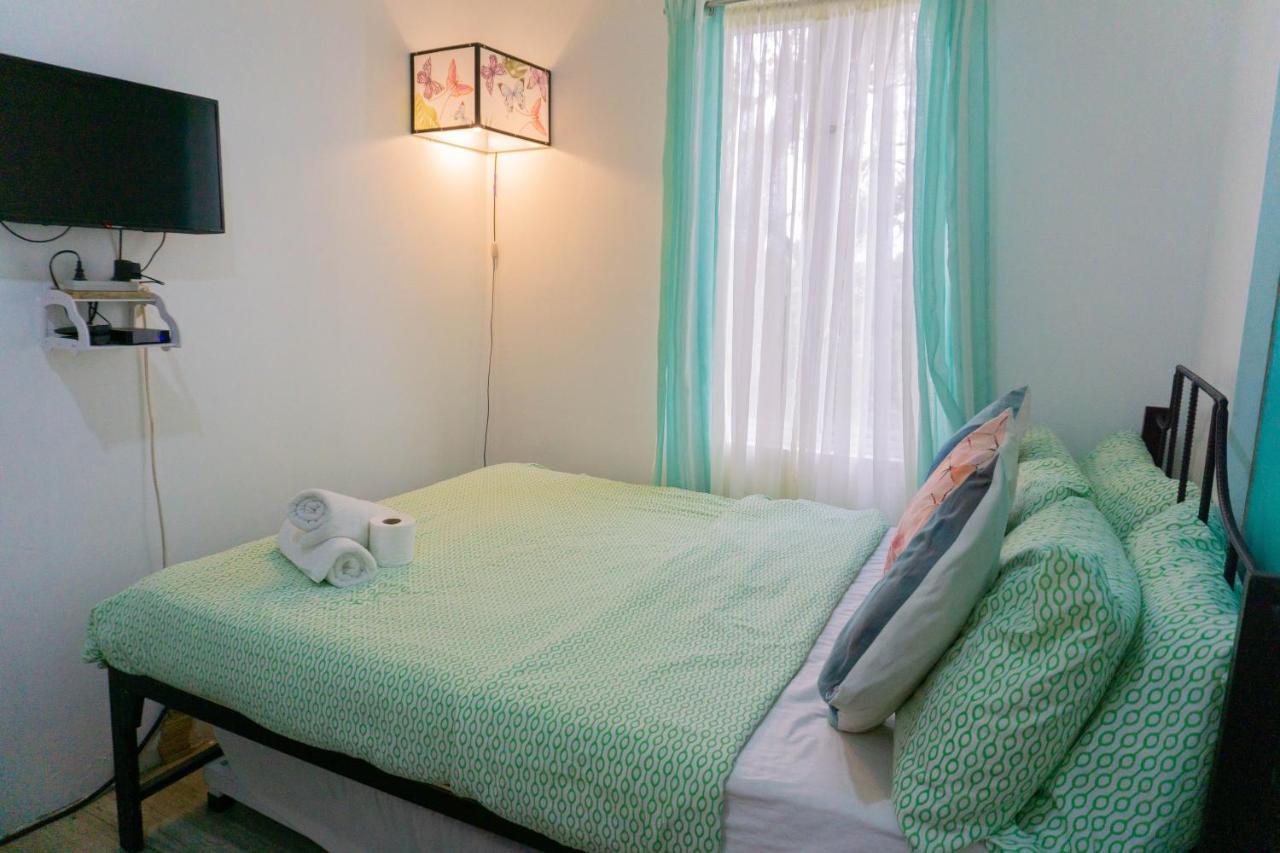タガイタイRetreat Haven In La Bella Tagaytayアパートメント エクステリア 写真